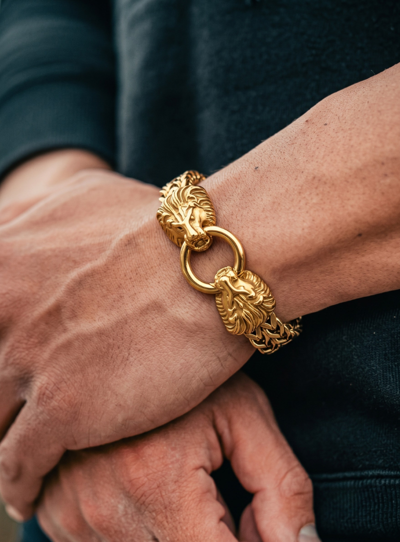 Roar – Cuff
