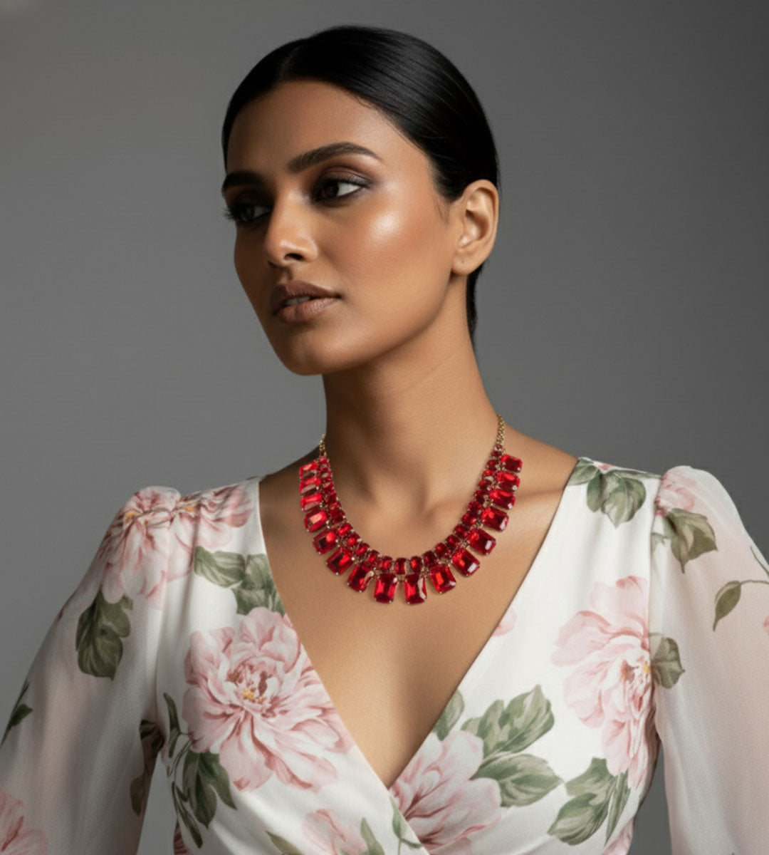 Exotica – Rhinestone Vintage Necklace