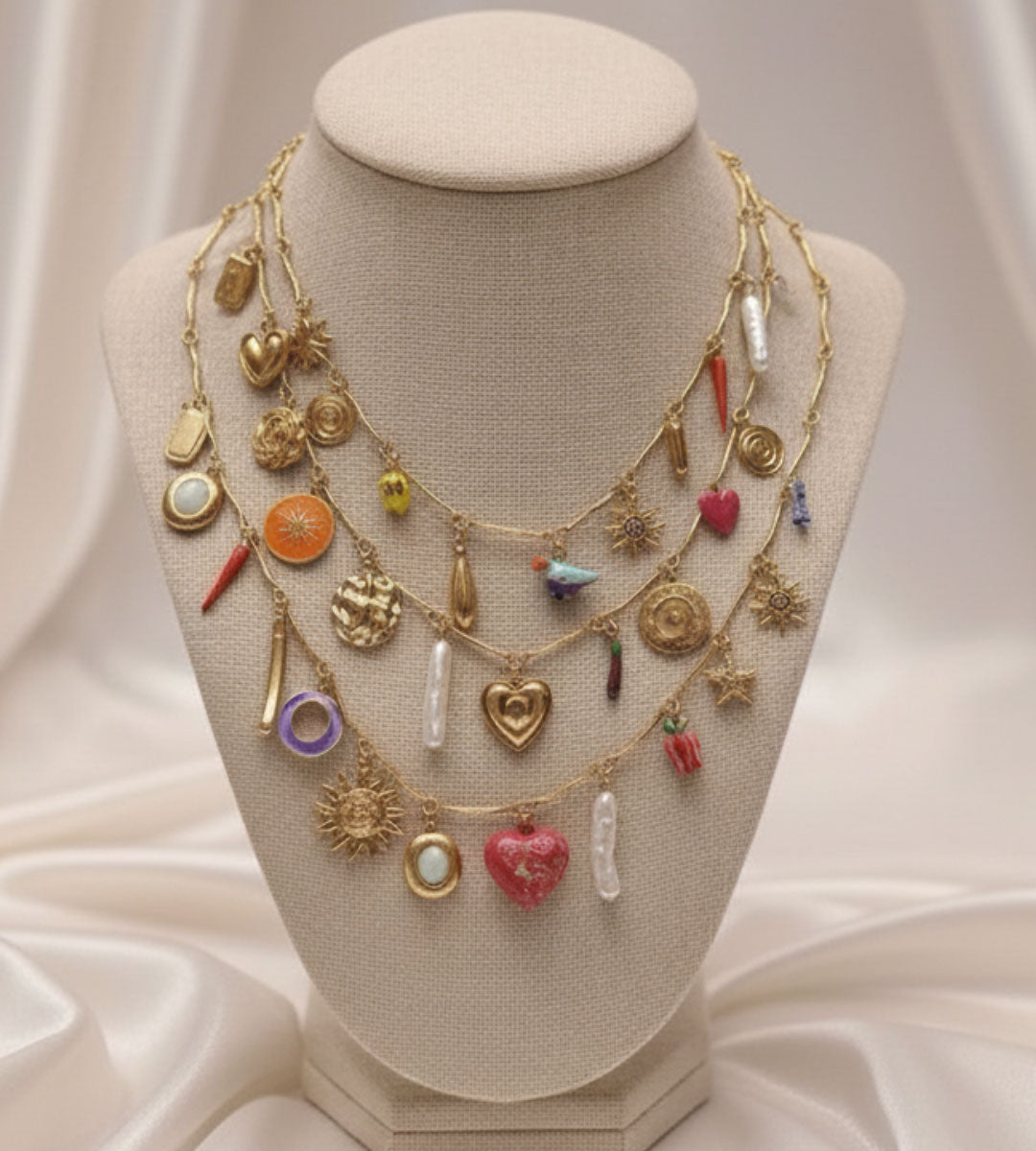 Maréa — The Three-String Neckpiece