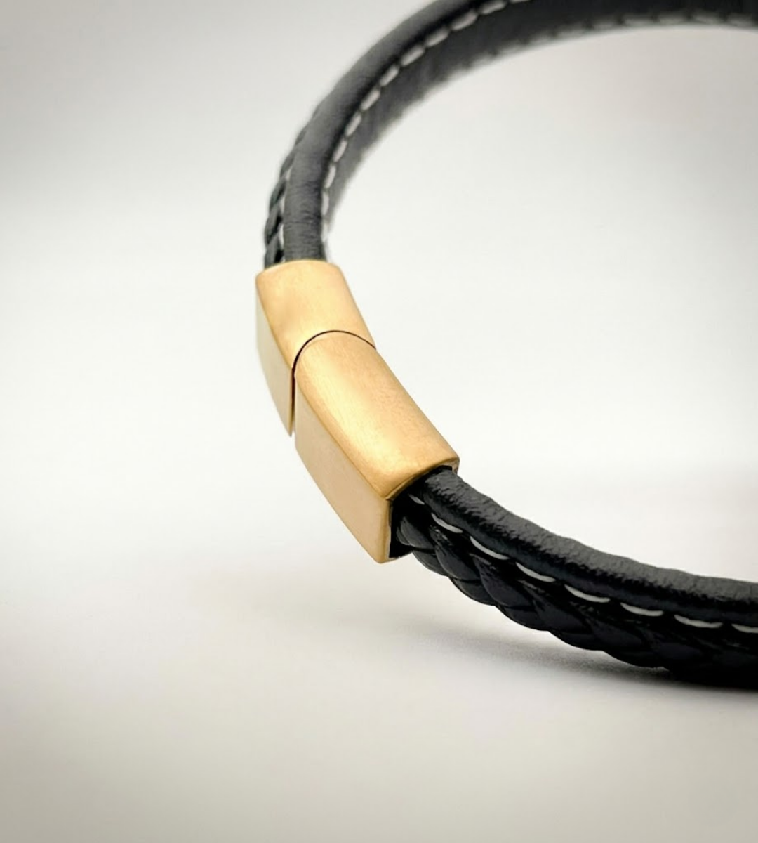Noir - Black & Gold