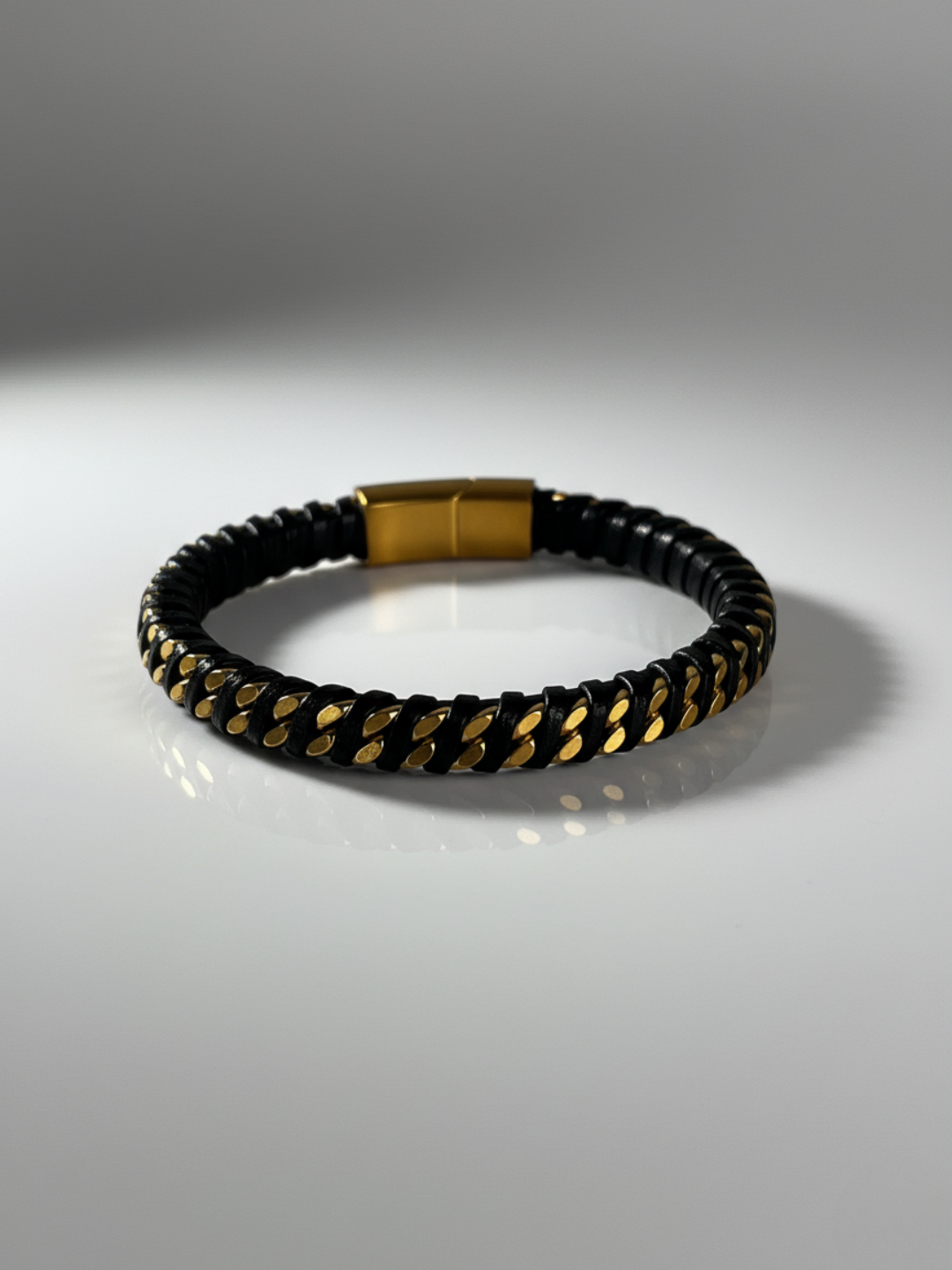 Eclipse – Gold Black Bracelet