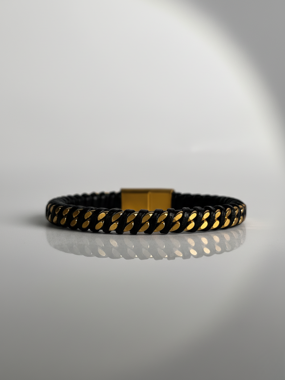 Eclipse – Gold Black Bracelet