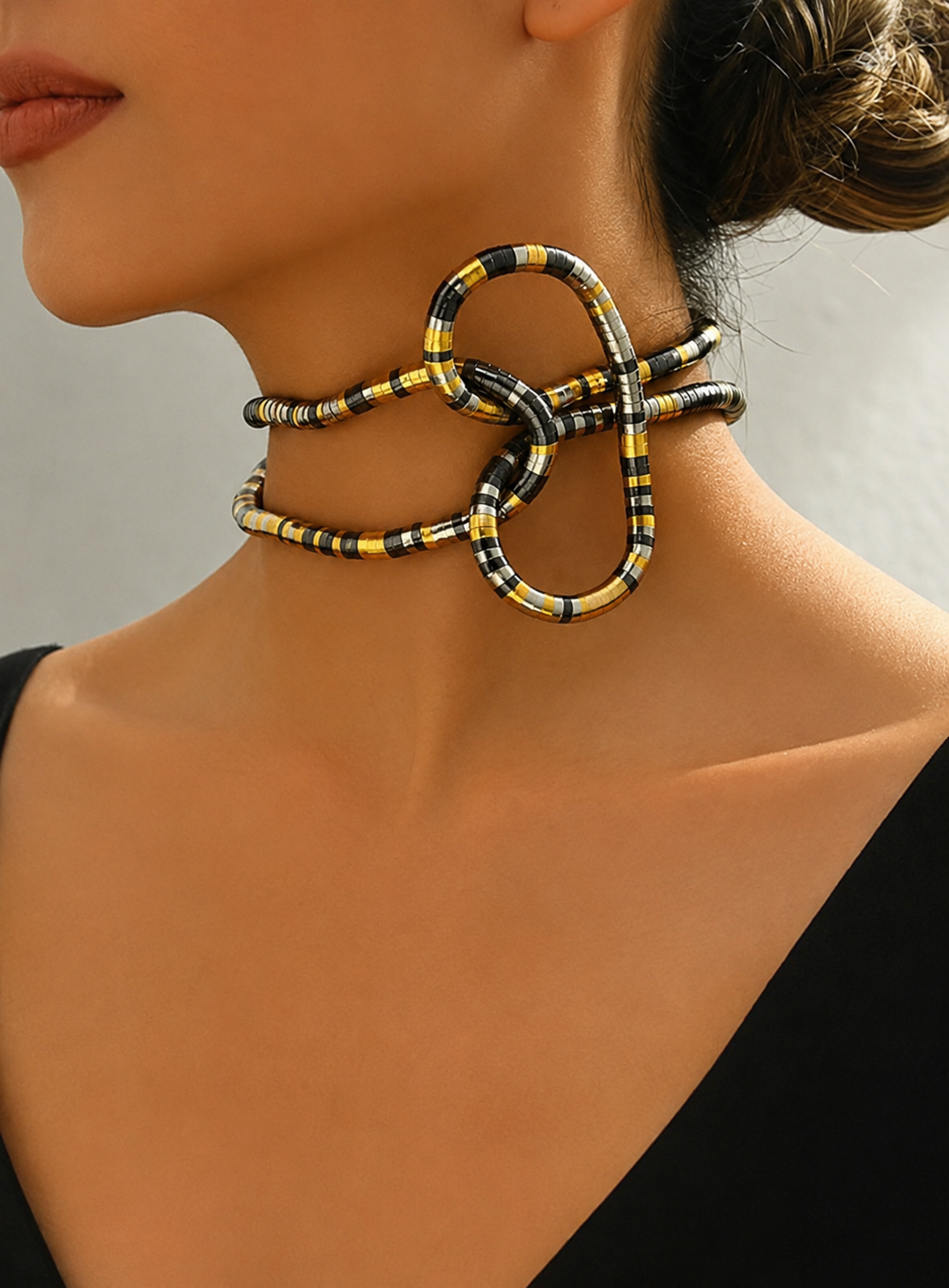 FLEXAE – Multi-Wear Statement Accessory