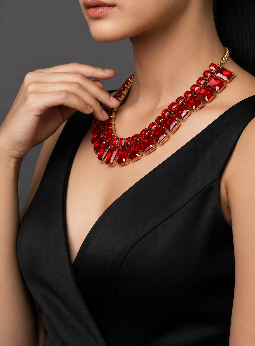 Exotica – Rhinestone Vintage Necklace