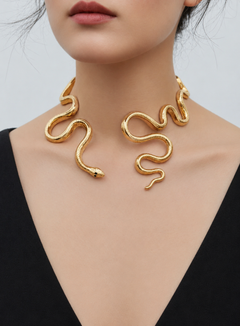 Medyora- Elegant Gold Collar Necklace