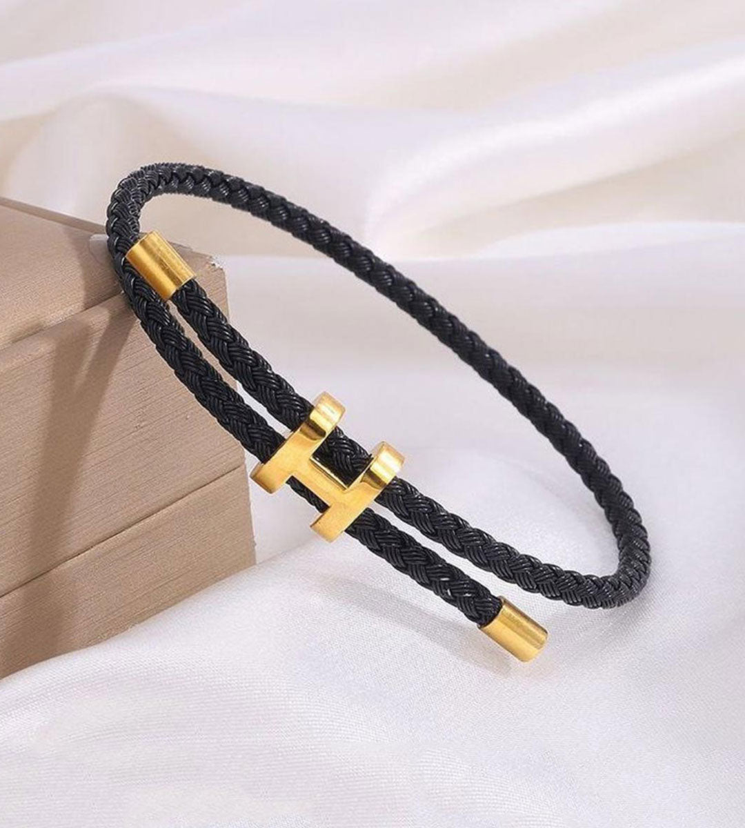 Harmony – Gold Black Rope Bracelet