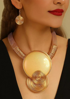 Mirelle – Gold Statement Necklace & Earrings Set