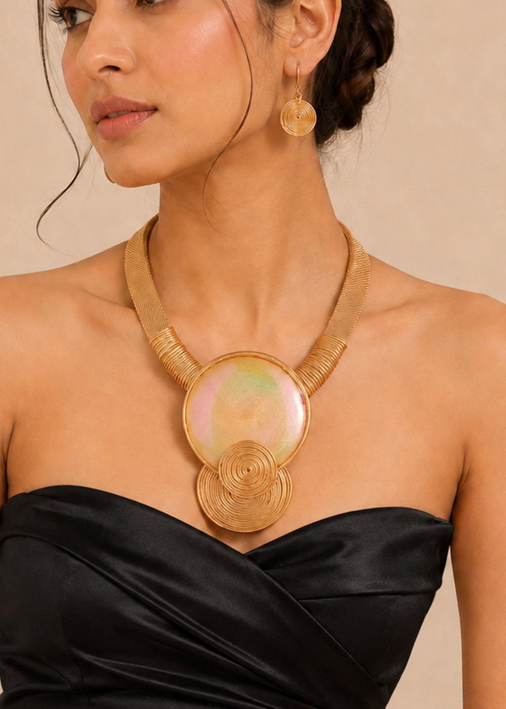 Mirelle – Gold Statement Necklace & Earrings Set