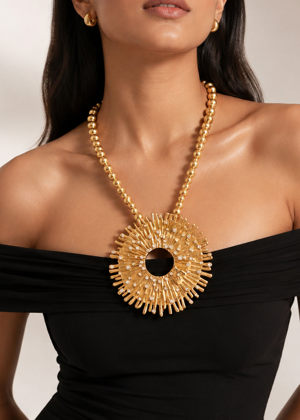 Solaris – Sunburst Statement Necklace