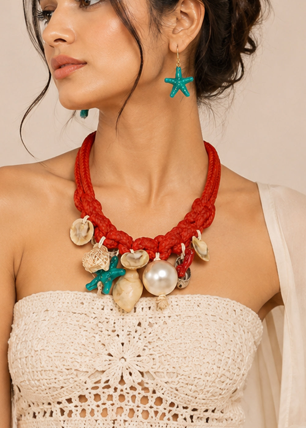 CORAL TIDE- A SEASHELL PEARL CHOKER & EARRINGS SET