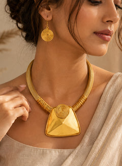 Lustre – Matte Gold Trapezoid Necklace & Earring Set